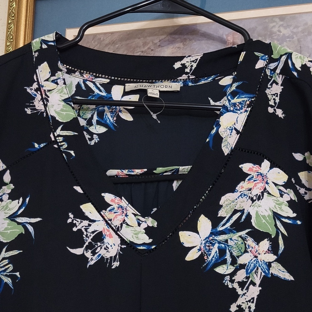 Floral V-Neck Flowy Blouse Size Large Career Office Business Casual - Picture 5 of 8
